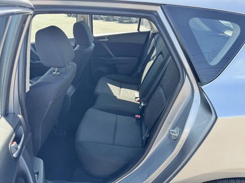 Used 2013 MAZDA MAZDA3 i Touring FWD image 15