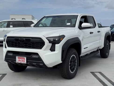 New 2026 Toyota Tacoma TRD Off-Road AWD/4WD image 11