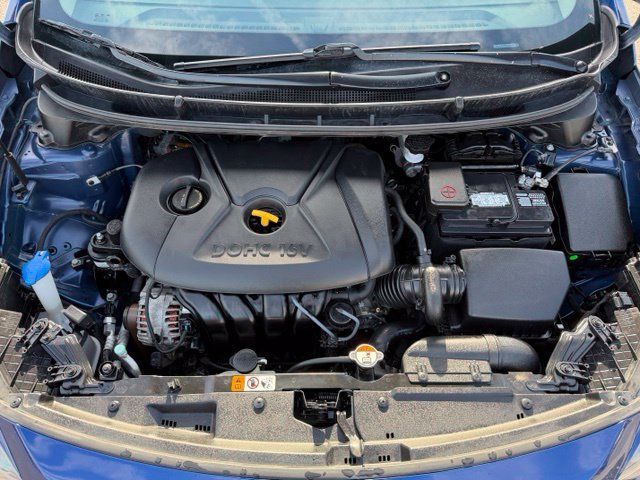 Used 2013 Hyundai Elantra GT w/ Style Pkg FWD image 32