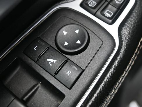 Used 2024 RAM 2500 Big Horn image 14