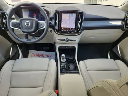 Certified 2026 Volvo XC40 B5 Plus w/ Protection Package Premier image 12