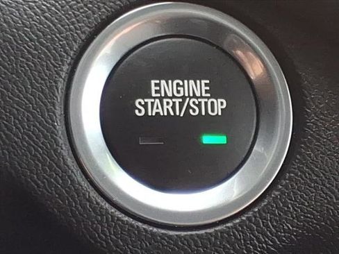 Used 2024 Chevrolet Equinox LT w/ LPO, Floor Liner Package image 21