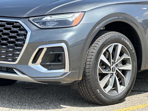 Used 2025 Audi Q5 2.0T Premium Plus w/ Premium Plus Package AWD/4WD image 7