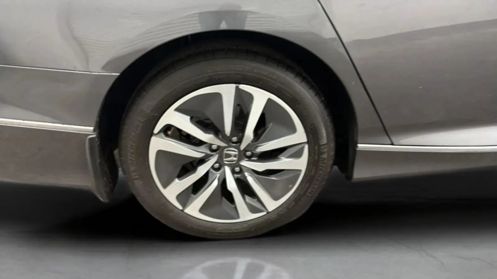 Used 2018 Honda Accord EX-L image 28