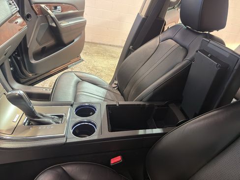 Used 2013 Lincoln MKX AWD image 20