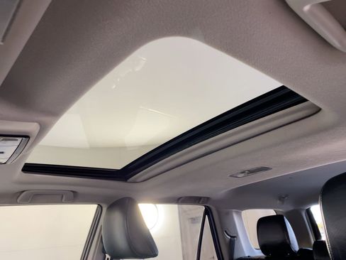 Used 2013 Toyota 4Runner Limited image 12