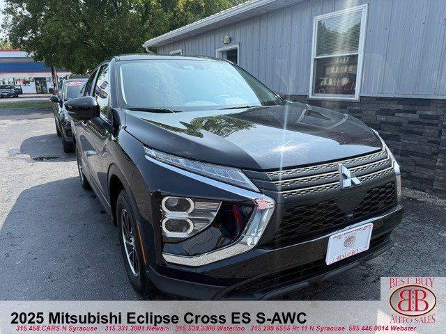 Used 2025 Mitsubishi Eclipse Cross ES AWD/4WD image 1
