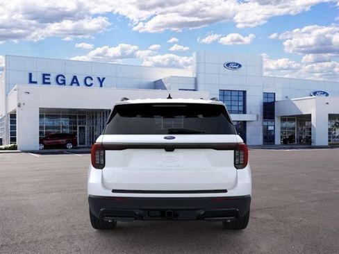 New 2026 Ford Explorer ST-Line w/ ST-Line Street Pack RWD image 5