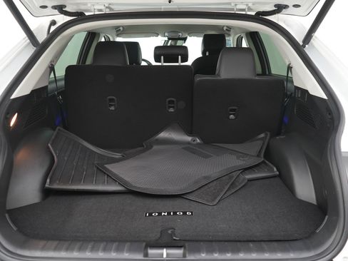 Certified 2023 Hyundai Ioniq 5 SEL AWD/4WD image 9