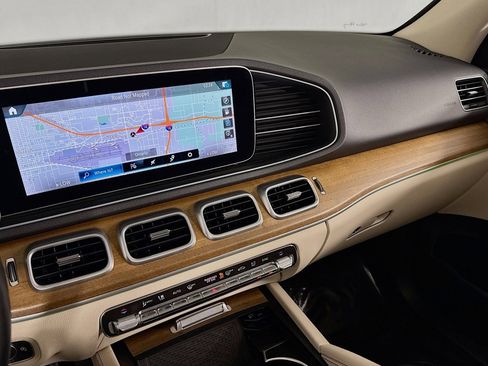 Used 2023 Mercedes-Benz GLE 350 4MATIC w/ AMG Line Exterior image 19