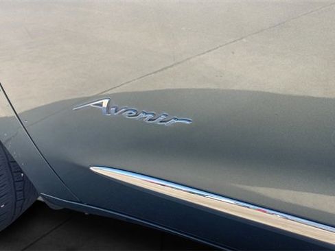 Used 2024 Buick Enclave Avenir w/ Avenir Technology Package image 10