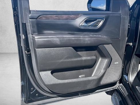Used 2024 Chevrolet Tahoe LT RWD image 18