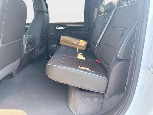 New 2026 GMC Sierra 3500 Denali w/ Denali Reserve Package AWD/4WD image 12