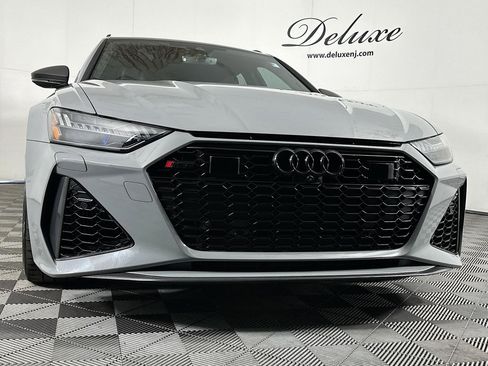 Used 2025 Audi RS 6 performance w/ Matte Carbon Package AWD/4WD image 32