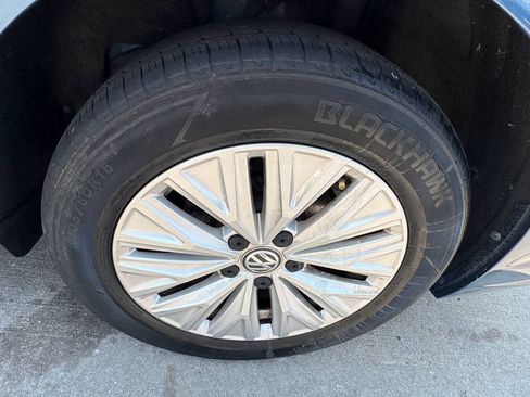 Used 2019 Volkswagen Jetta SE FWD image 27