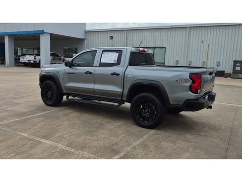 Used 2024 Chevrolet Colorado Trail Boss w/ LPO, Dark Essentials Package image 6