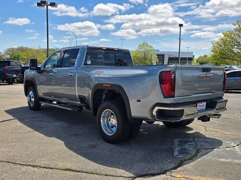 Certified 2026 GMC Sierra 3500 SLT w/ SLT Premium Package AWD/4WD image 8