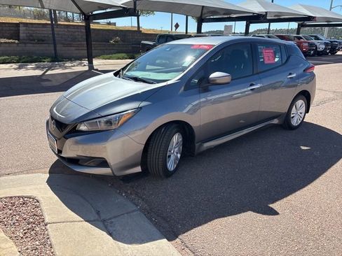 Certified 2024 Nissan Leaf S FWD image 3