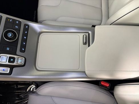 Used 2025 Hyundai Palisade Calligraphy image 30