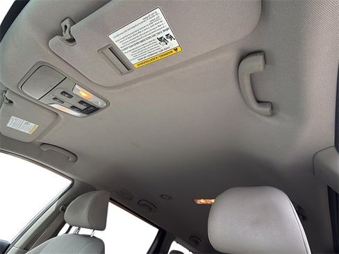 Used 2016 Kia Sedona LX w/ Option Group 020 image 38