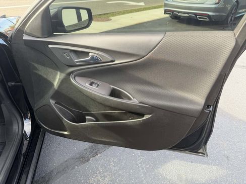 Used 2022 Chevrolet Malibu LT image 20