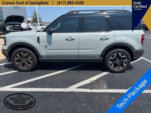 Used 2022 Ford Bronco Sport Outer Banks w/ Tech Package AWD/4WD image 9