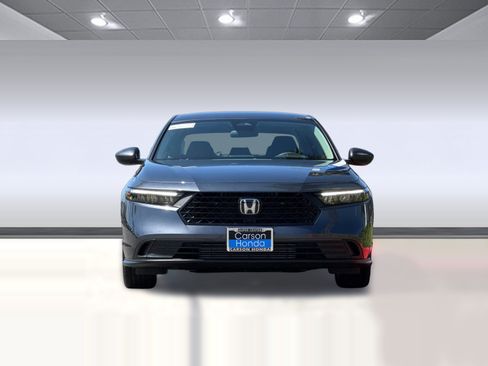 Certified 2025 Honda Accord LX image 5