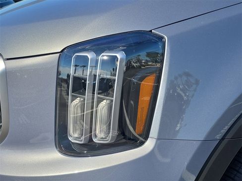New 2025 Kia Telluride EX image 10