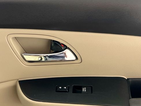 Used 2015 Honda Odyssey EX-L image 31
