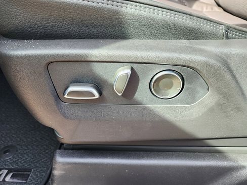 New 2026 GMC Sierra 3500 Denali w/ LPO, Black Badging Package image 21