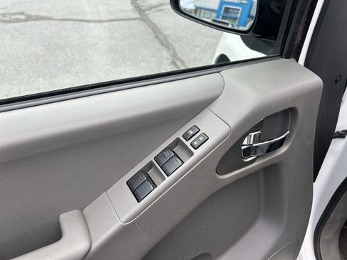 Used 2020 Nissan Frontier SV AWD/4WD image 20