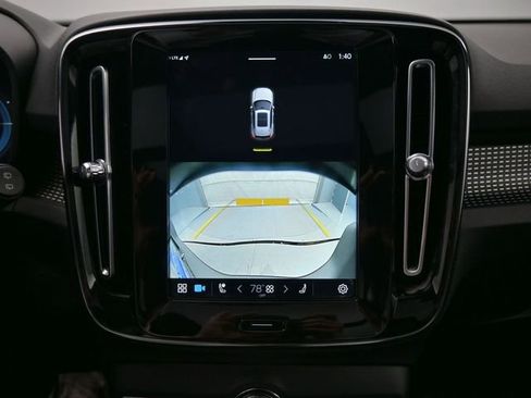 Used 2021 Volvo XC40 P8 Recharge w/ Advanced Package image 19