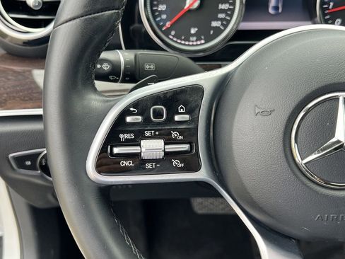 Used 2019 Mercedes-Benz E 300 image 9