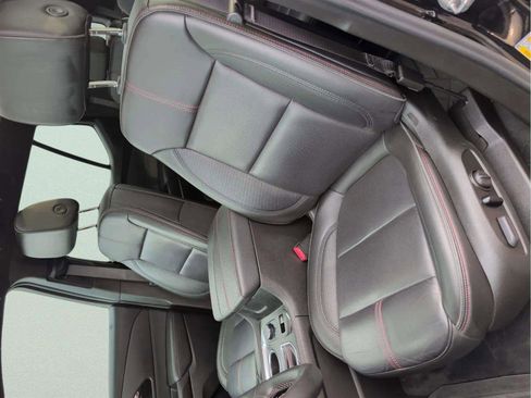 Used 2023 Chevrolet Traverse RS w/ LPO, Floor Liner Package image 9