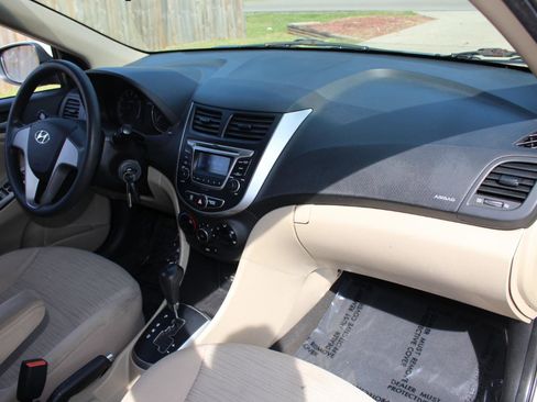 Used 2016 Hyundai Accent SE FWD image 33
