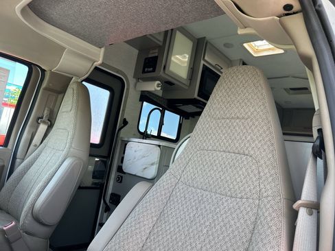 Used 2023 Chevrolet Express 3500 w/ RV Package RWD image 18