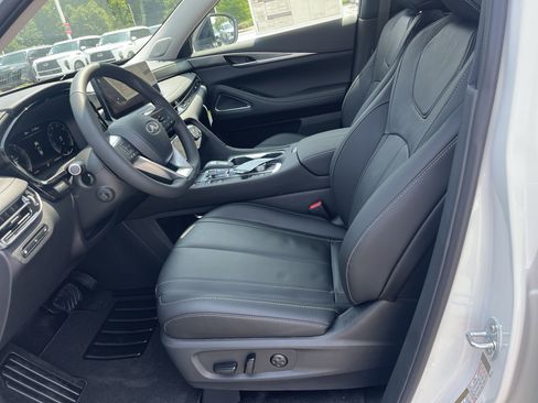 Used 2025 INFINITI QX60 Luxe w/ Vision Package image 5