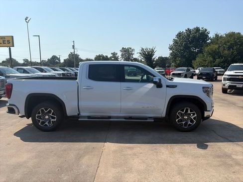 New 2026 GMC Sierra 1500 SLT w/ SLT Premium Plus Package AWD/4WD image 7