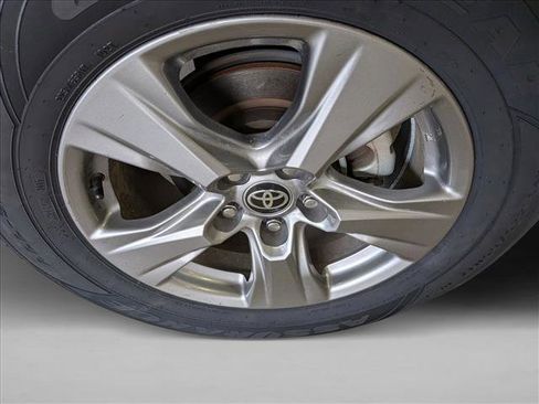 Used 2024 Toyota RAV4 XLE image 21