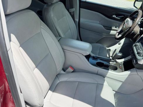 Used 2018 GMC Acadia SLT FWD image 17