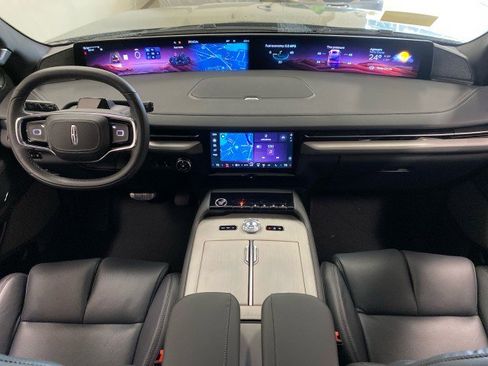 New 2026 Lincoln Navigator L Reserve w/ Jet Appearance Package image 18