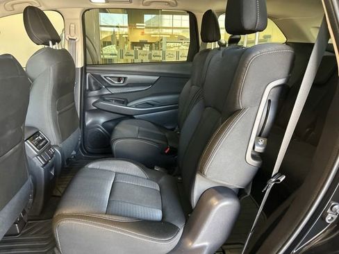 Used 2023 Subaru Ascent Premium w/ Convenience Package AWD/4WD image 24