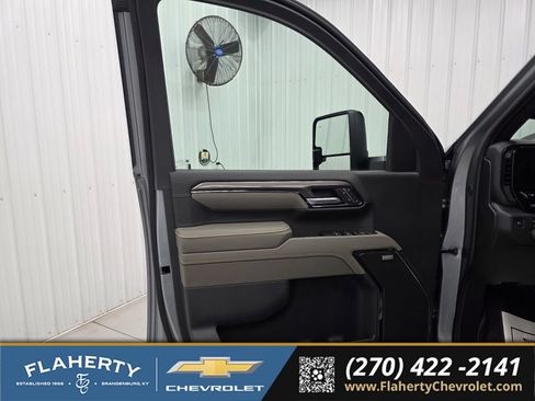 New 2026 Chevrolet Silverado 2500 ZR2 AWD/4WD image 8