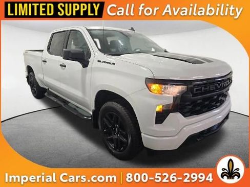 Used 2024 Chevrolet Silverado 1500 Custom w/ Rally Edition AWD/4WD image 1