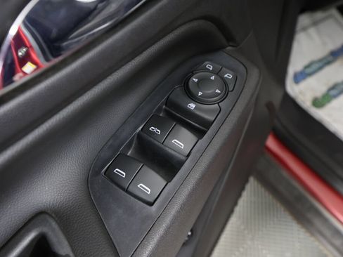 Used 2019 Chevrolet Equinox LT FWD image 31