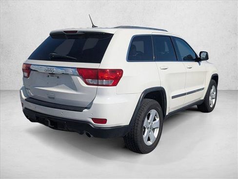 Used 2011 Jeep Grand Cherokee Laredo image 5
