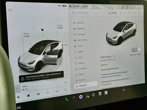 Used 2023 Tesla Model Y Performance AWD/4WD image 17