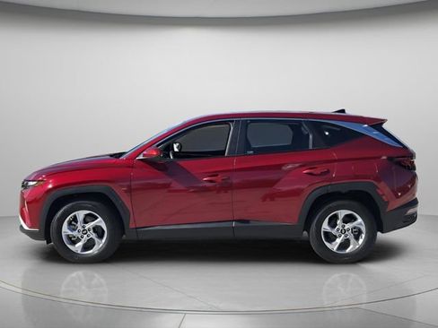 Used 2024 Hyundai Tucson SE FWD image 3