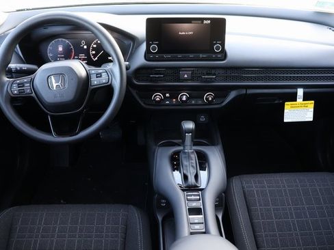 Certified 2025 Honda HR-V LX image 2