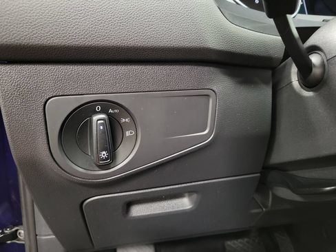 Used 2021 Volkswagen Tiguan S FWD image 27